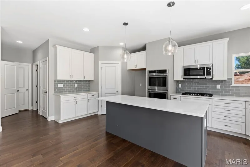 2 Pin Oak at Wilmer Valley, Wentzville, MO 63385 — listing photo 11 of 32