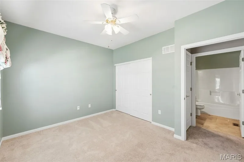 1311 Pine Bluff Drive, St Charles, MO 63304 — listing photo 6 of 42