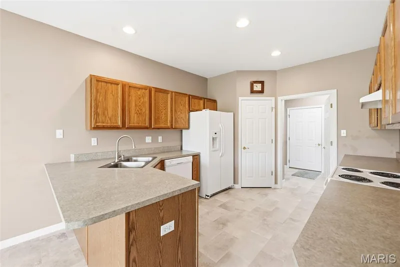 1311 Pine Bluff Drive, St Charles, MO 63304 — listing photo 20 of 42