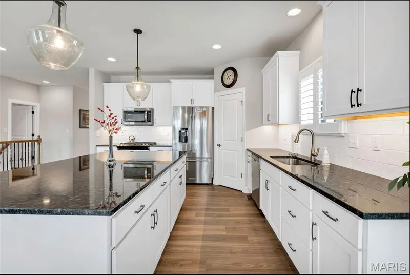 Address withheld by seller, O'Fallon, MO 63366 — listing photo 8 of 22