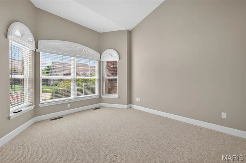 2nd Bedroom with 4 bay window — 216 Woodland Place Court, St Charles, MO 63303