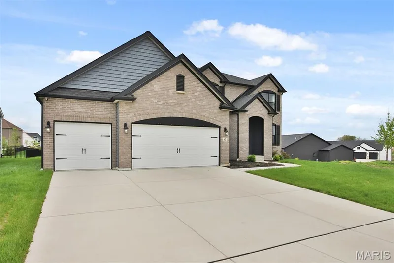 112 Westhaven View Drive, Wentzville, MO 63385 — listing photo 3 of 61