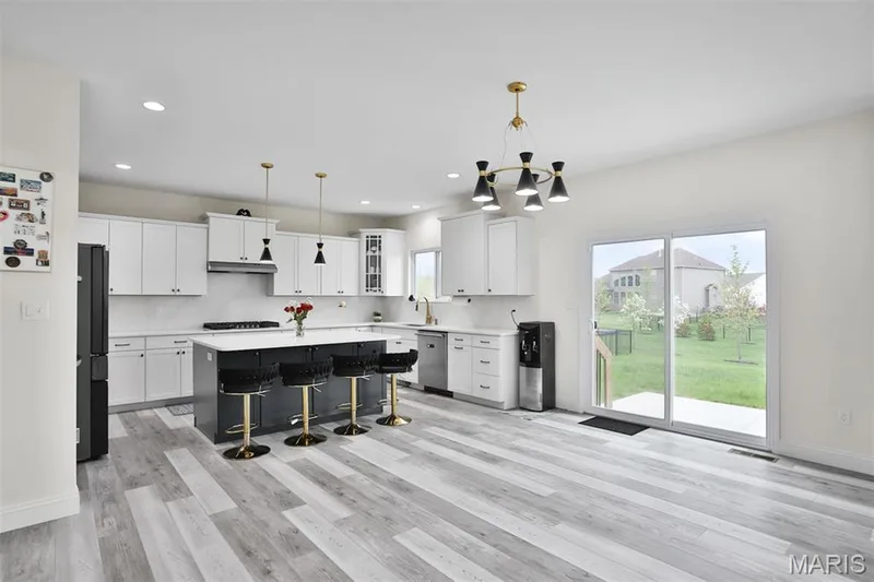 112 Westhaven View Drive, Wentzville, MO 63385 — listing photo 17 of 61
