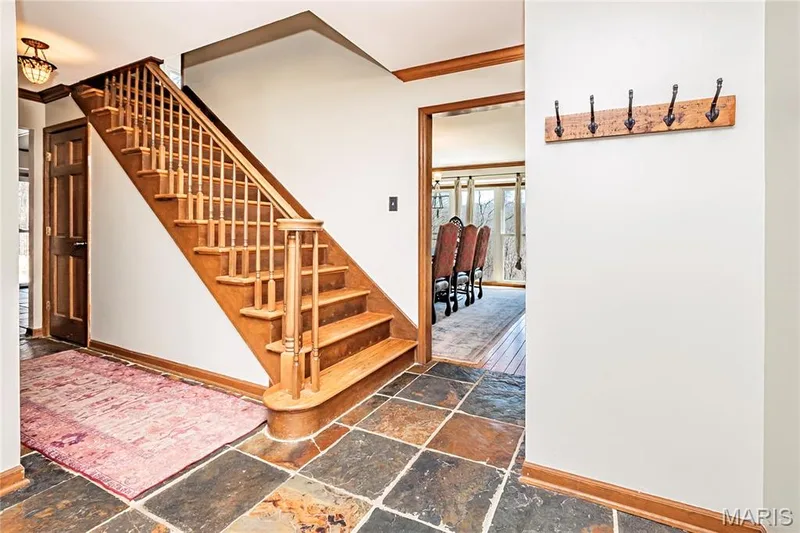 These steps are leading to the upper level. — 4600 Cliff Forest Drive, Wildwood, MO 63069