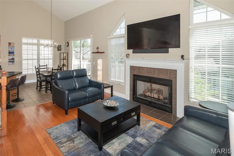 197 Woodland Place Court, St Charles, MO 63303 — listing photo 4 of 67