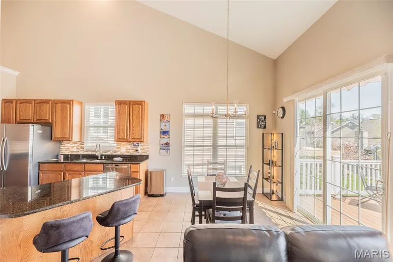 197 Woodland Place Court, St Charles, MO 63303 — listing photo 6 of 67