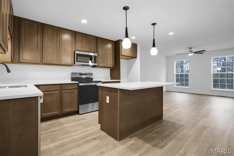 171 Sunset Terrace Drive, O'Fallon, MO 63385 — listing photo 5 of 23