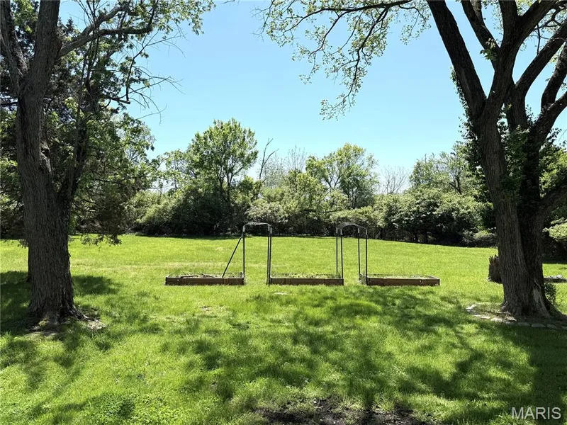 17042 Manchester Road, Wildwood, MO 63040 — listing photo 5 of 25