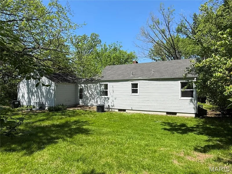 17042 Manchester Road, Wildwood, MO 63040 — listing photo 19 of 25