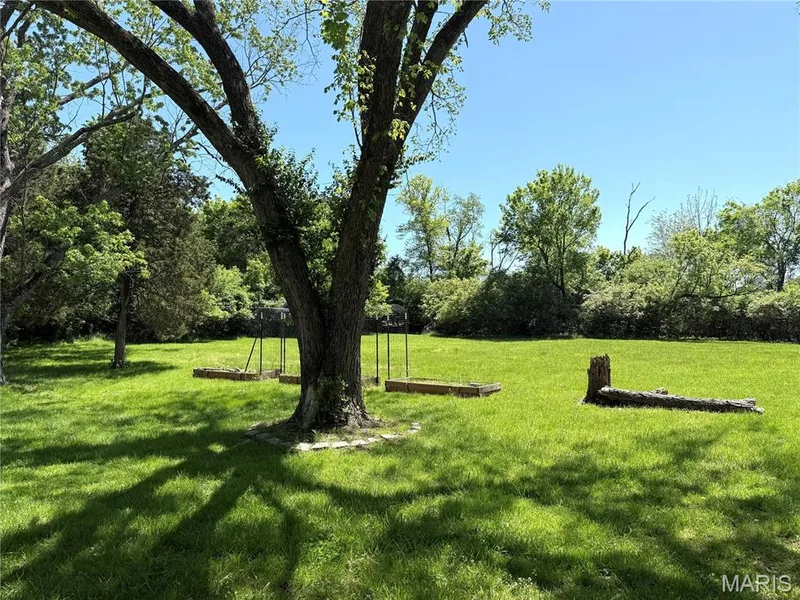 17042 Manchester Road, Wildwood, MO 63040 — listing photo 20 of 25