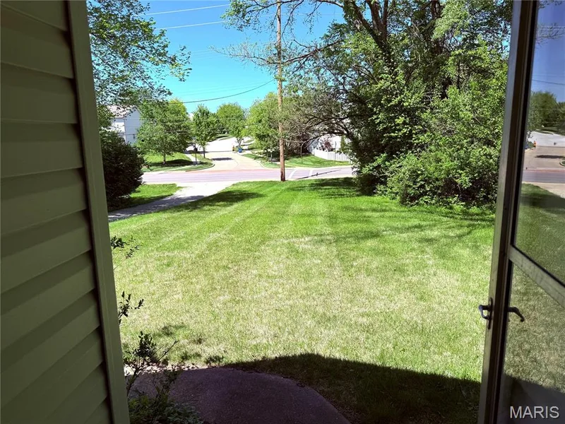 17042 Manchester Road, Wildwood, MO 63040 — listing photo 24 of 25