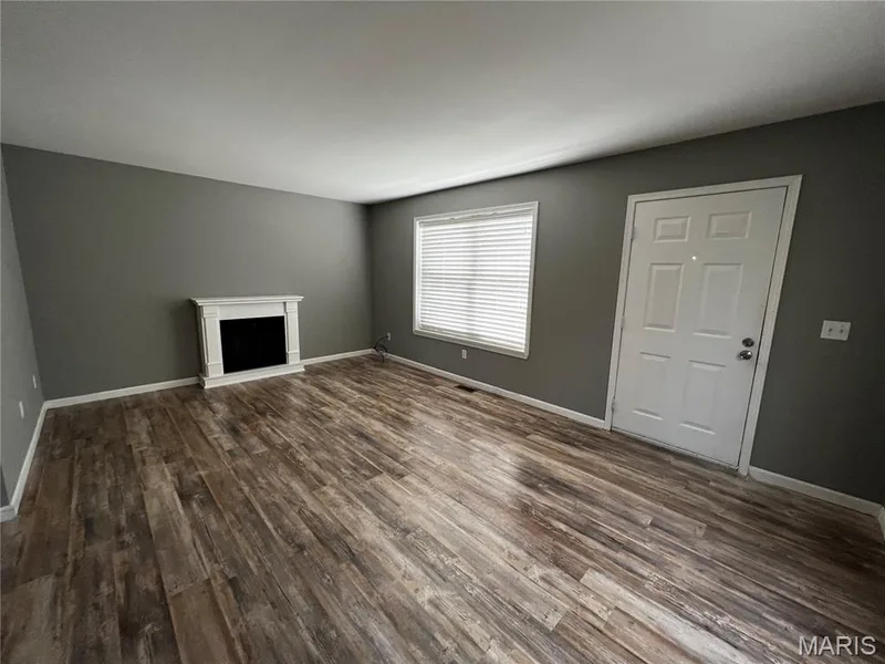 71 Woodlake Court #A, Lake St. Louis, MO 63367 — listing photo 3 of 18