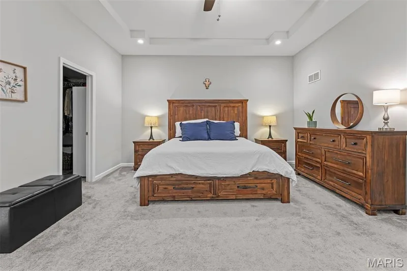 415 Knothole Lane, Wentzville, MO 63385 — listing photo 13 of 35