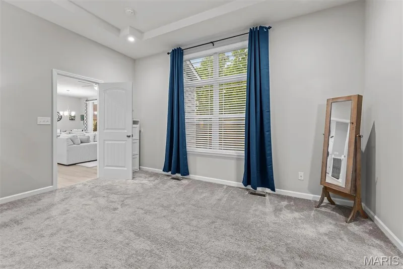 415 Knothole Lane, Wentzville, MO 63385 — listing photo 14 of 35