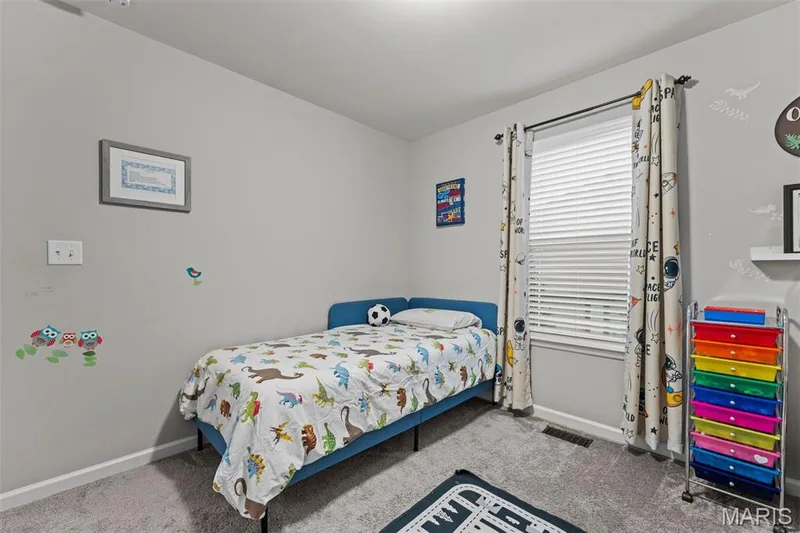 415 Knothole Lane, Wentzville, MO 63385 — listing photo 19 of 35