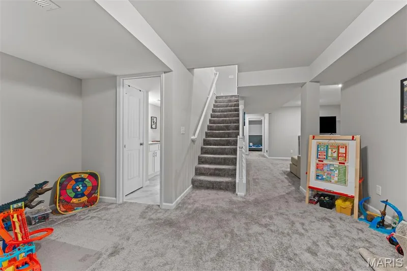 415 Knothole Lane, Wentzville, MO 63385 — listing photo 23 of 35