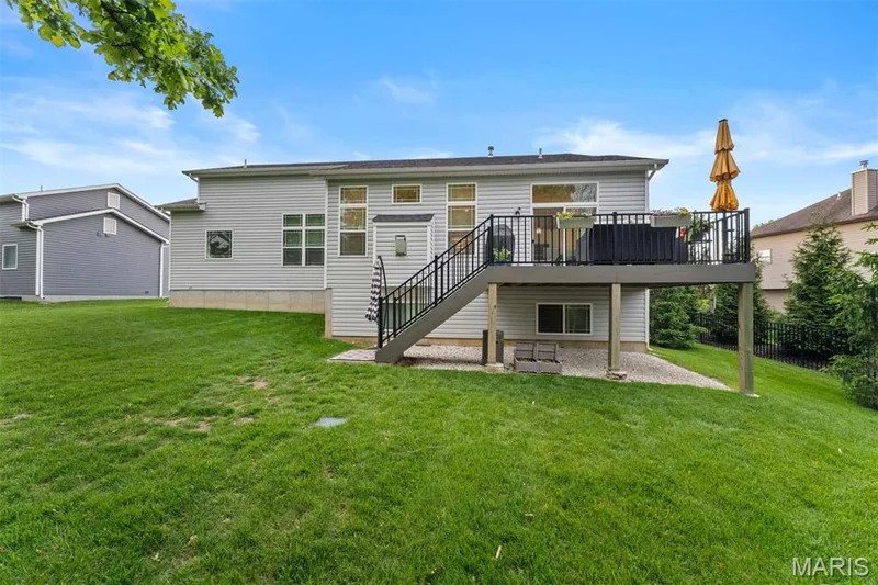 415 Knothole Lane, Wentzville, MO 63385 — listing photo 33 of 35