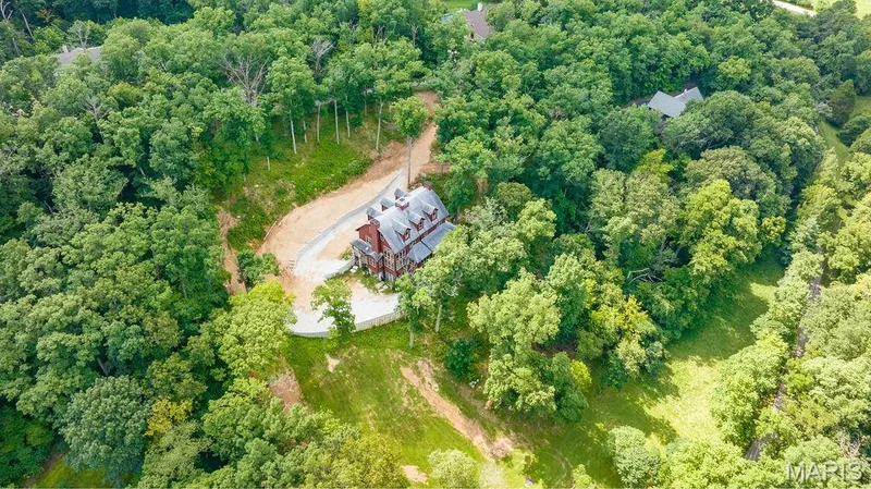 3589 Hawks Point Road, Wildwood, MO 63069 — listing photo 6 of 24