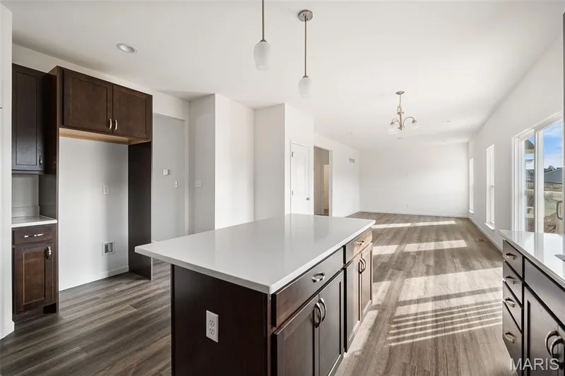 105 Windrow Drive, O'Fallon, MO 63385 — listing photo 4 of 24