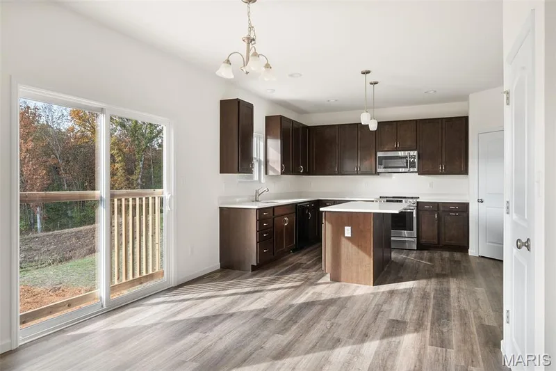 105 Windrow Drive, O'Fallon, MO 63385 — listing photo 6 of 24