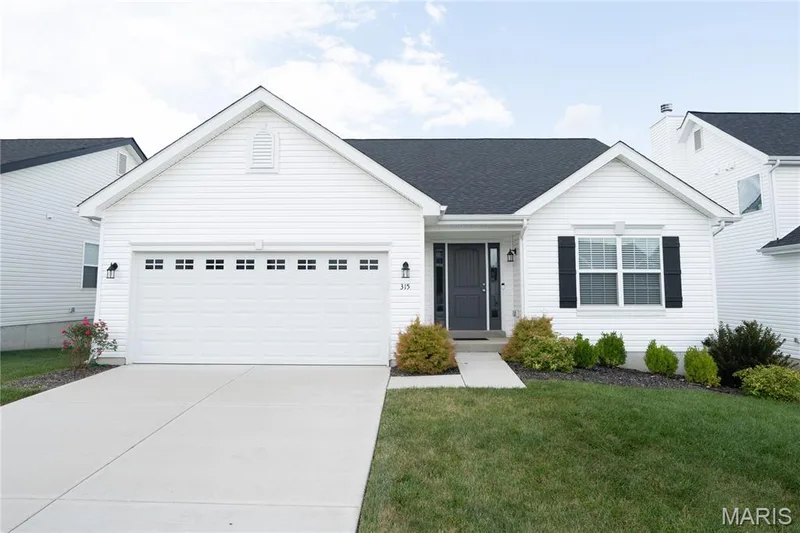 114 Day Lily Lane, Wentzville, MO — listing photo 1