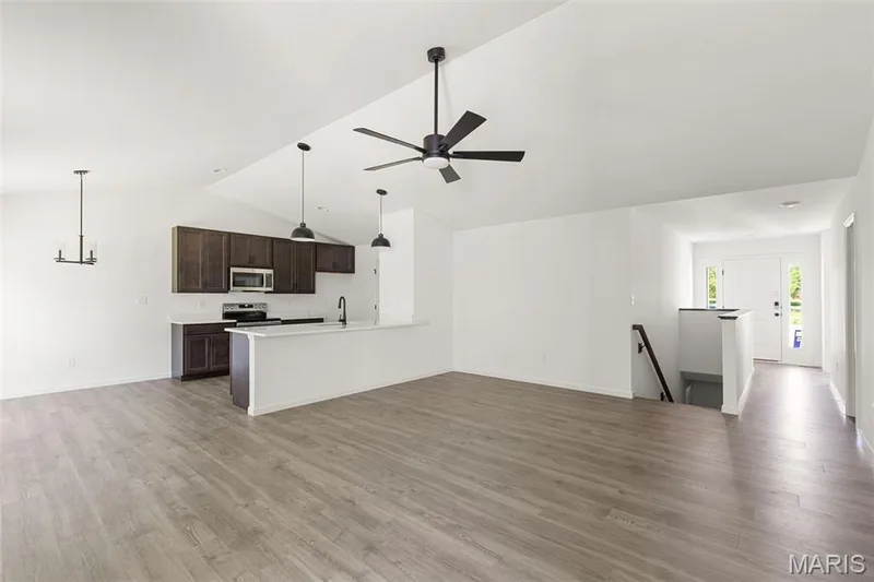 114 Day Lily Lane, Wentzville, MO 63385 — listing photo 8 of 20