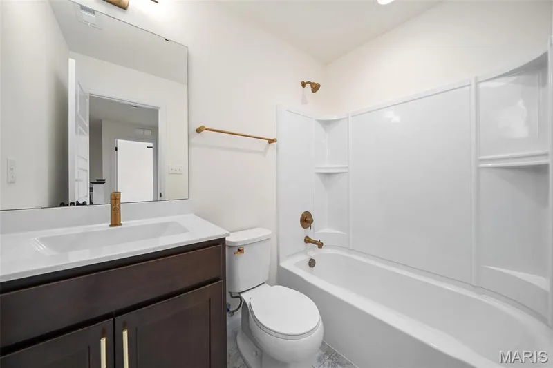 16 Integrity Court, Wentzville, MO 63385 — listing photo 7 of 26