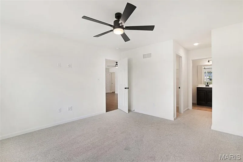 431 Yellow Rose Court, Wentzville, MO 63385 — listing photo 21 of 30