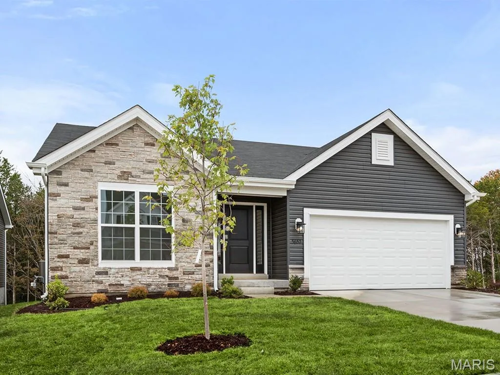 1028 Westhaven Boulevard, Wentzville, MO 63385 — listing photo 1 of 19