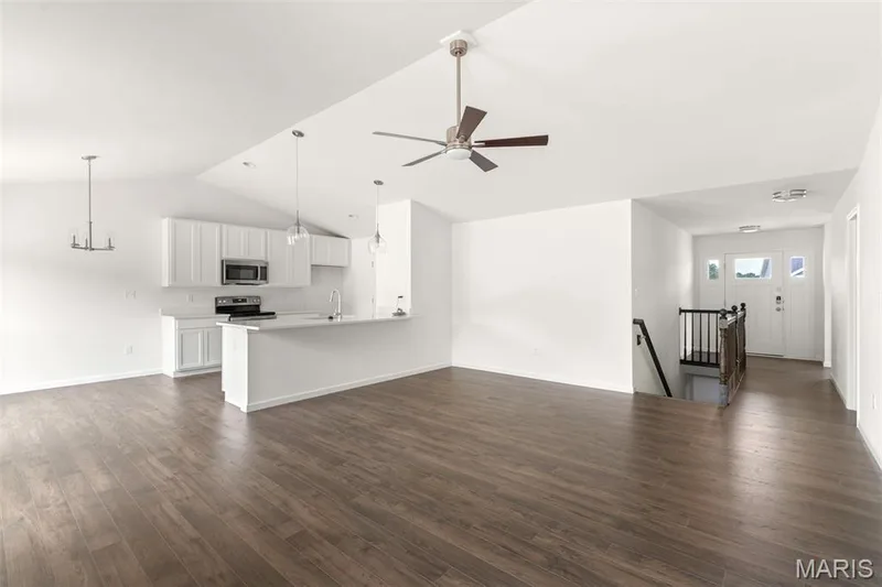 1028 Westhaven Boulevard, Wentzville, MO 63385 — listing photo 9 of 19