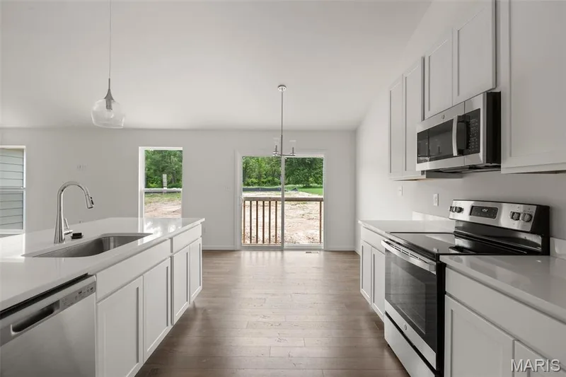 1028 Westhaven Boulevard, Wentzville, MO 63385 — listing photo 15 of 19