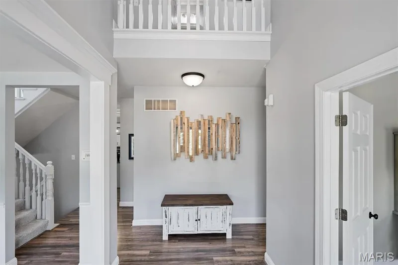 706 Rolling Wind Drive, O'Fallon, MO 63368 — listing photo 6 of 32