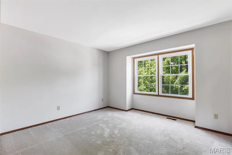 2100 Seven Oaks Drive, St Charles, MO 63303 — listing photo 20 of 38