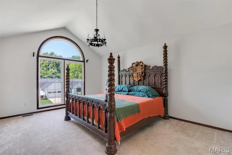 2100 Seven Oaks Drive, St Charles, MO 63303 — listing photo 25 of 38