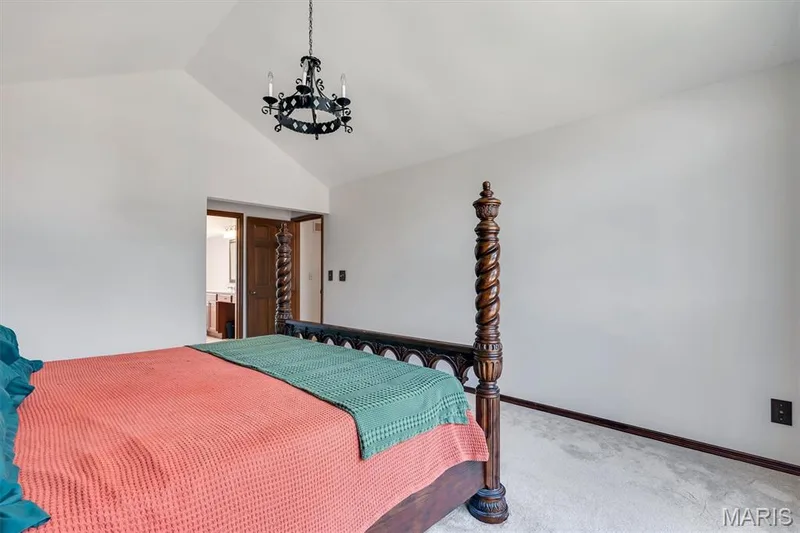 2100 Seven Oaks Drive, St Charles, MO 63303 — listing photo 26 of 38