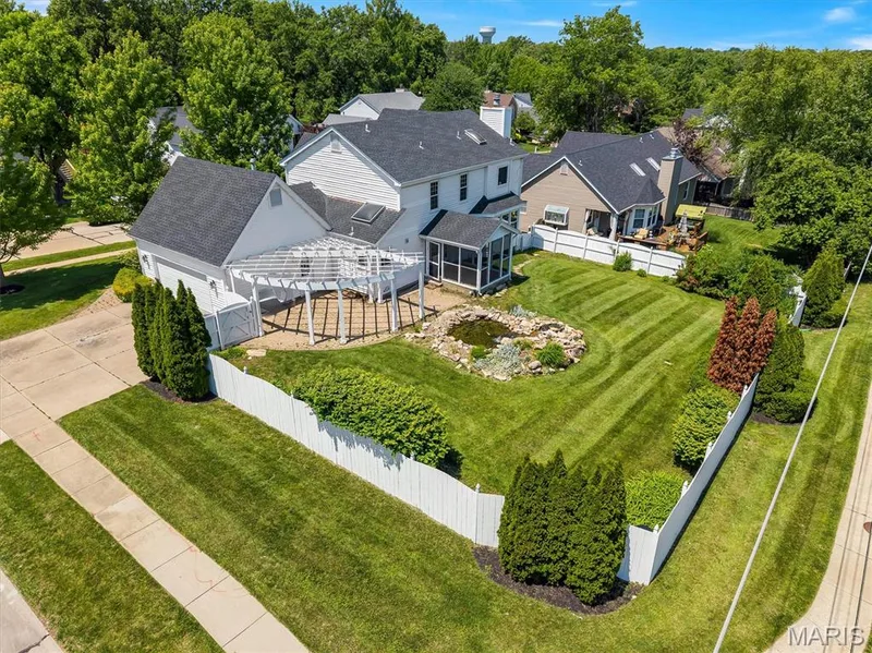 2100 Seven Oaks Drive, St Charles, MO 63303 — listing photo 30 of 38