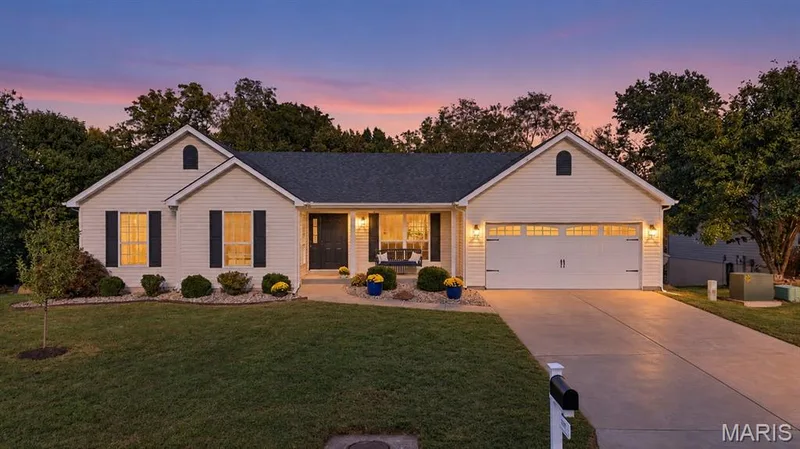 2707 Post Meadows Drive, O'Fallon, MO — listing photo 1
