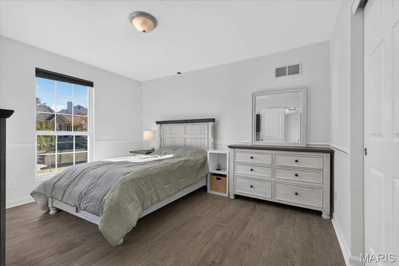 Bright and versatile rooms to fit your lifestyle — 2707 Post Meadows Drive, O'Fallon, MO 63368