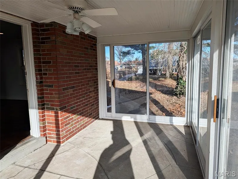 1931 Elm Street, St Charles, MO 63301 — listing photo 5 of 26