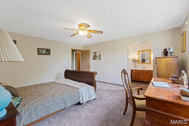 18668 Olive Street Road, Chesterfield, MO 63005 — listing photo 12 of 20