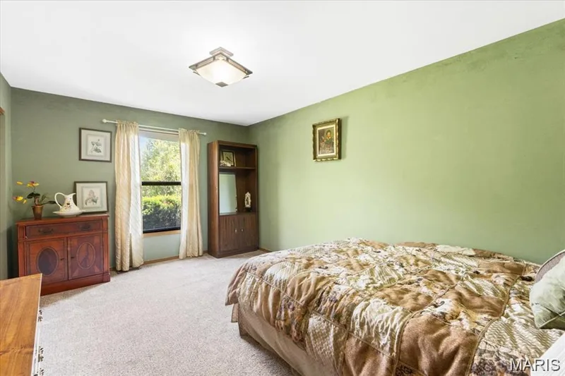 18668 Olive Street Road, Chesterfield, MO 63005 — listing photo 14 of 20