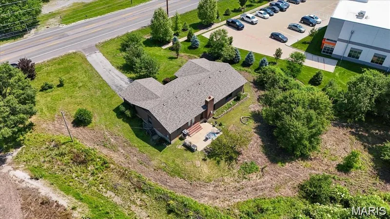 18668 Olive Street Road, Chesterfield, MO 63005 — listing photo 19 of 20