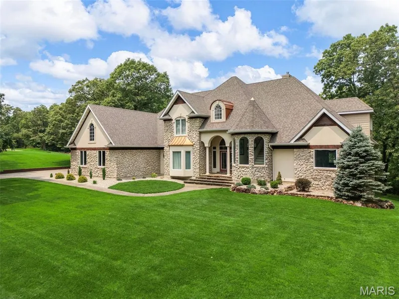 20 Dumont Court, Foristell, MO 63348 — listing photo 37 of 94