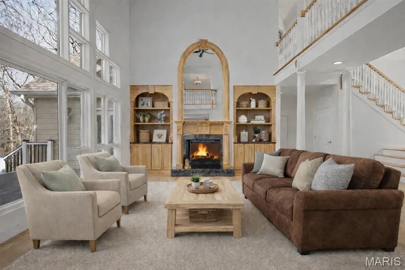 virtual staging — 20 Dumont Court, Foristell, MO 63348