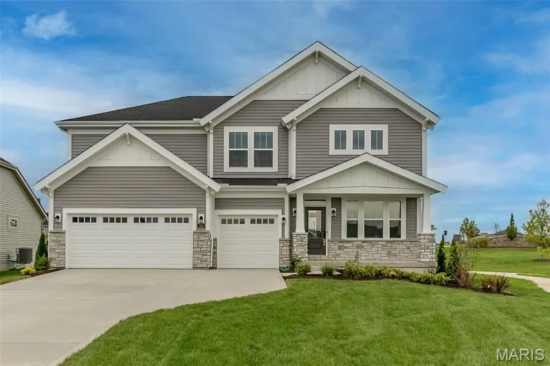 313 Kingsbarns Court, Dardenne Prairie, MO 63368 — listing photo 2 of 57