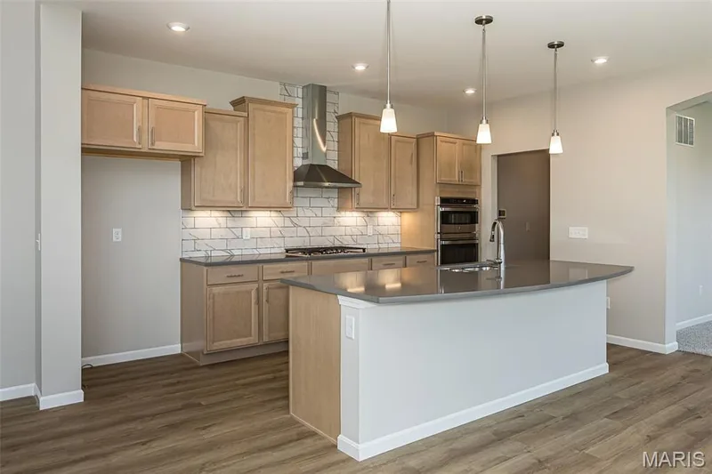 313 Kingsbarns Court, Dardenne Prairie, MO 63368 — listing photo 4 of 57