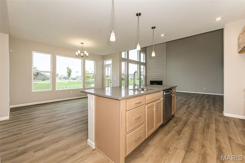 313 Kingsbarns Court, Dardenne Prairie, MO 63368 — listing photo 10 of 57