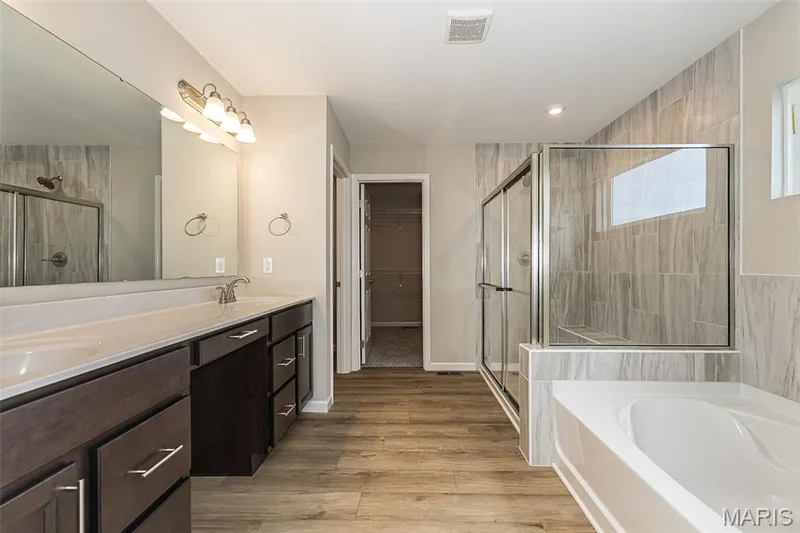313 Kingsbarns Court, Dardenne Prairie, MO 63368 — listing photo 22 of 57