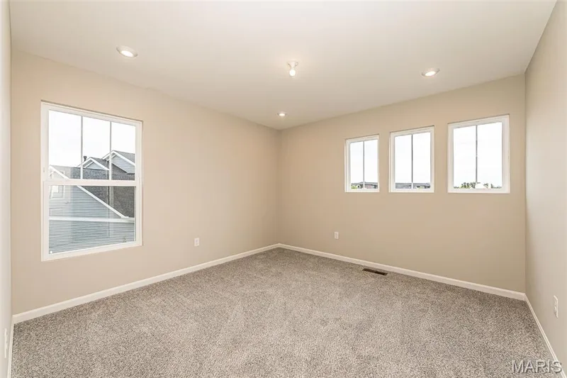 313 Kingsbarns Court, Dardenne Prairie, MO 63368 — listing photo 37 of 57