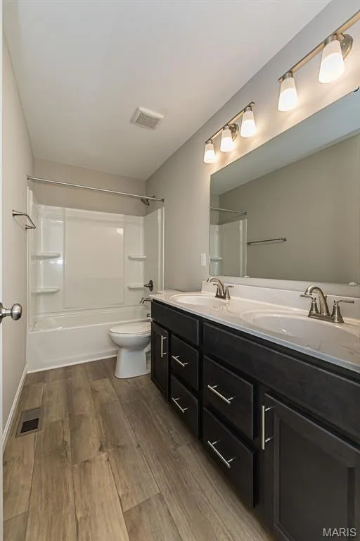 313 Kingsbarns Court, Dardenne Prairie, MO 63368 — listing photo 41 of 57